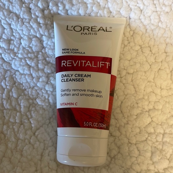 L’Oréal Paris recitalist daily cream cleanser - Picture 1 of 1